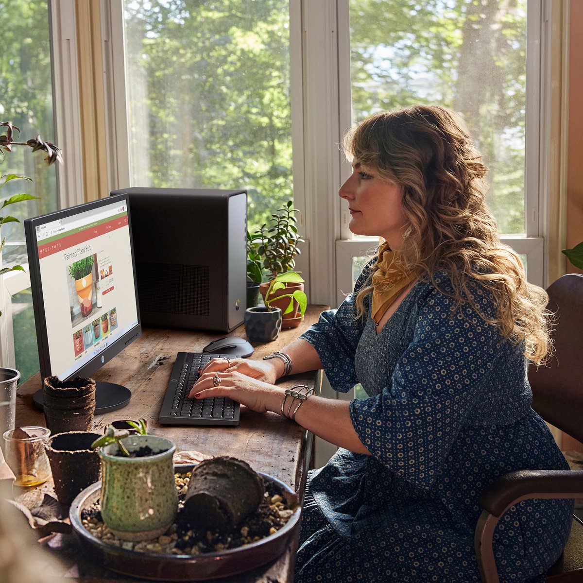 HP OmniDesk M02-0011nd Intel Core i5-14400 16GB DDR5 512GB PCIe NVMe SSD W11H Meteor Silver Intel® Core™ i5 DDR5-SDRAM Windows 11 Home Tower PC (0199896054409)